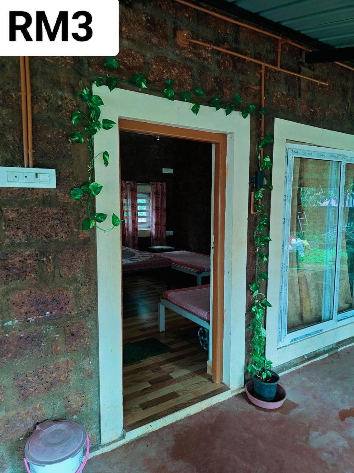 Riverstone Riverfront Farmhouse Гокарна Номер фото